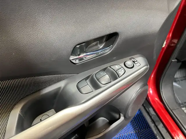 2020 Nissan Kicks - Photo 10