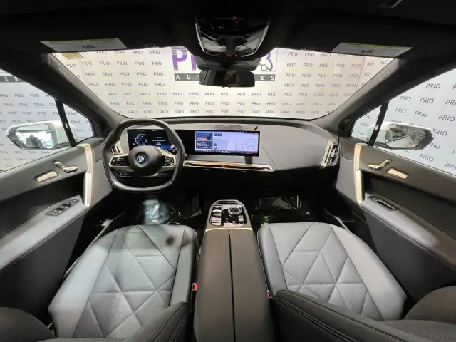 2024 BMW iX - Photo 20