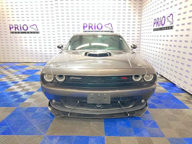 2016 Dodge Challenger - Photo 11