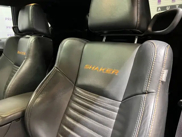 2016 Dodge Challenger - Photo 19