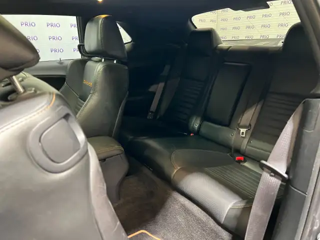 2016 Dodge Challenger - Photo 21