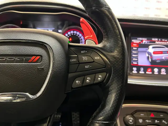 2016 Dodge Challenger - Photo 27