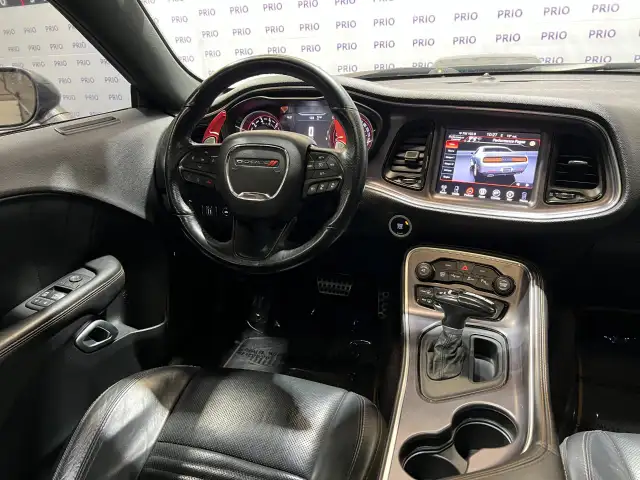 2016 Dodge Challenger - Photo 32