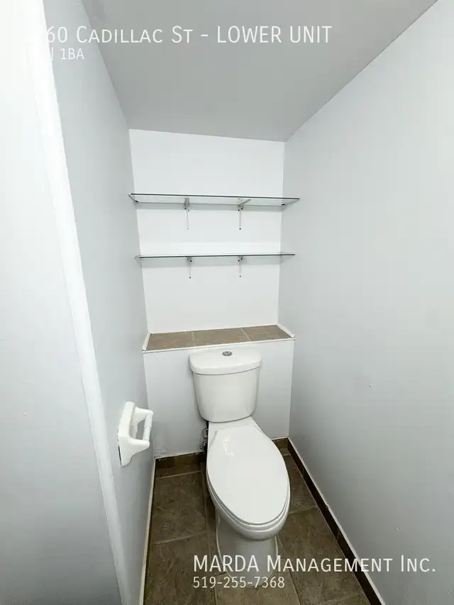 NEWLY RENOVATED 1 BED/1 BATH LOWER UNIT EAST   20% OF UTILITIES - Photo 16