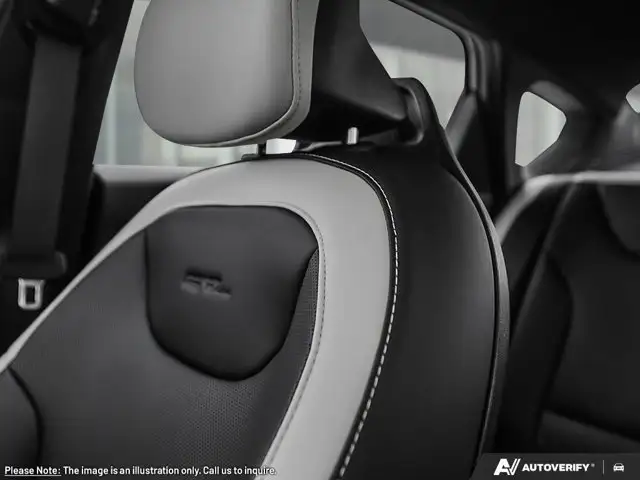 2025 Kia K4 GT-Line Turbo - Photo 17