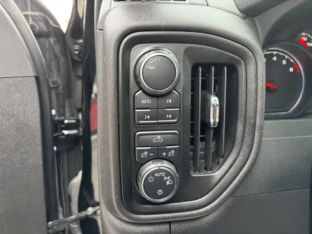 2024 Chevrolet Silverado 1500 Trail Boss - Photo 23