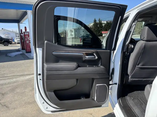 2025 GMC Sierra 1500 Elevation X31 - Photo 21
