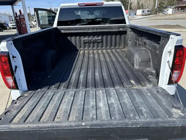 2025 GMC Sierra 1500 Elevation X31 - Photo 22
