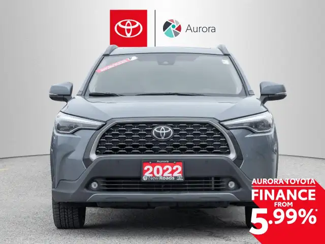 2022 Toyota Corolla Cross XLE - Photo 2