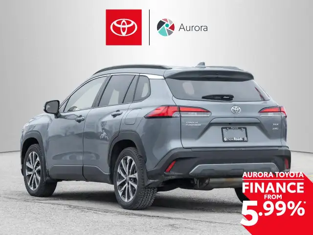 2022 Toyota Corolla Cross XLE - Photo 6