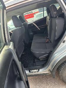 2017 Toyota RAV4 XLE - Photo 6