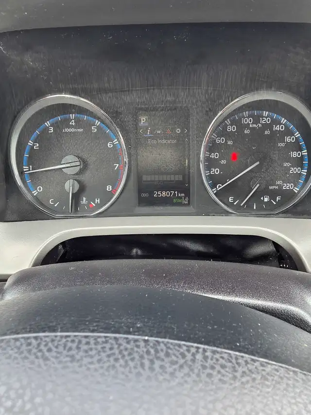 2017 Toyota RAV4 XLE - Photo 15