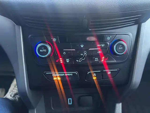 2017 Ford Escape 4WD 4dr SE - Photo 13