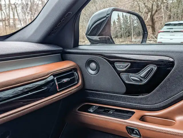 2022 Lincoln Aviator Reserve- 200a - 360 Camera - Photo 30