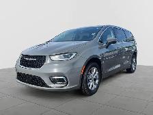 2023 Chrysler Pacifica Touring-L Touring L | Leather | SAVE $...
