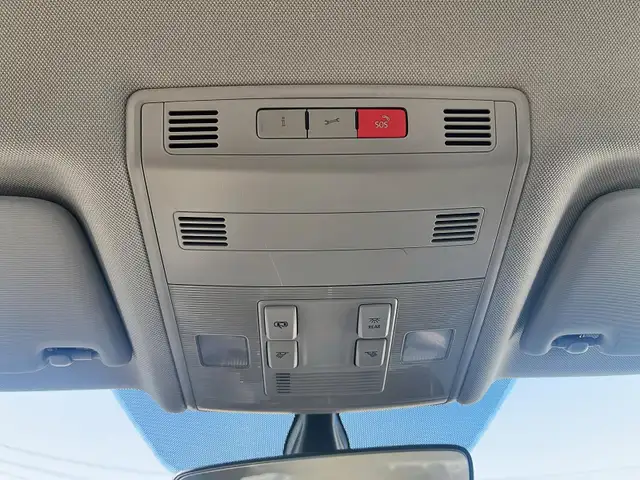 2025 Volkswagen Jetta Trendline Trendline | Dual Climate Cont... - Photo 16