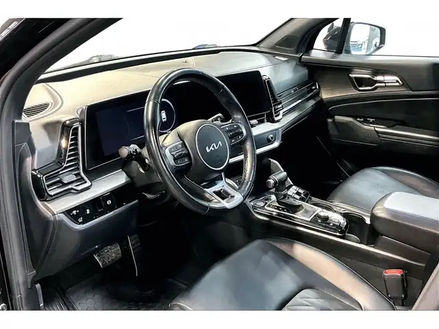 2023 Kia Sportage AWD | LEATHER | NAV | PANORAMIC SUNROOF | - Photo 2