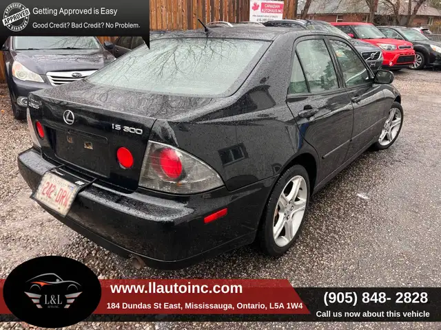 2002 Lexus IS 4dr Sdn Manual - Photo 5