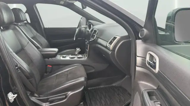 2020 Jeep Grand Cherokee ALTITUDE 4x4 B.S.A/NAV/CAM/ROOF/H.SEATS - Photo 28