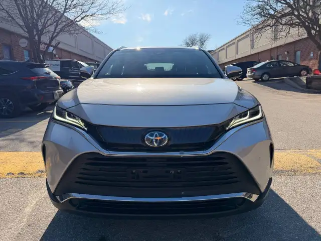 2021 Toyota Venza XLE AWD, ONE OWNER, SUNROOF, PUSH BUTTON START - Photo 2