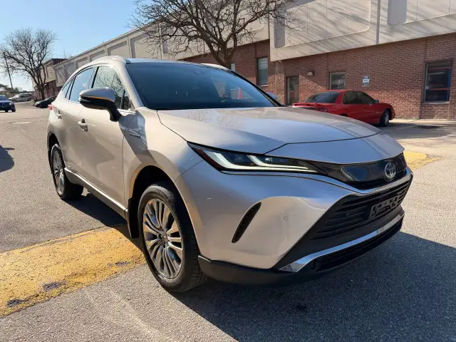 2021 Toyota Venza XLE AWD, ONE OWNER, SUNROOF, PUSH BUTTON START - Photo 3