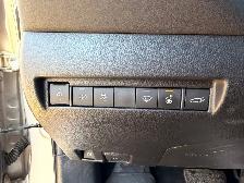 2021 Toyota Venza XLE AWD, ONE OWNER, SUNROOF, PUSH BUTTON START - Photo 14