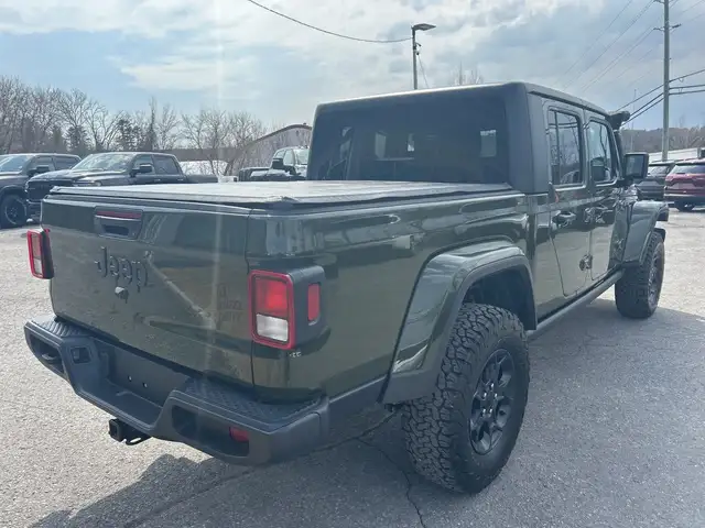 2023 Jeep Gladiator Willys 4x4 - Photo 5