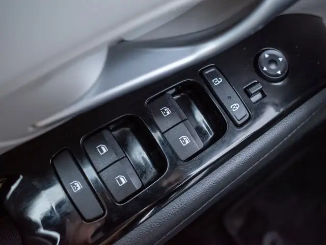 2023 Hyundai Tucson Hybrid Ultimate - Panoramic Sunroof | Rain - Photo 34