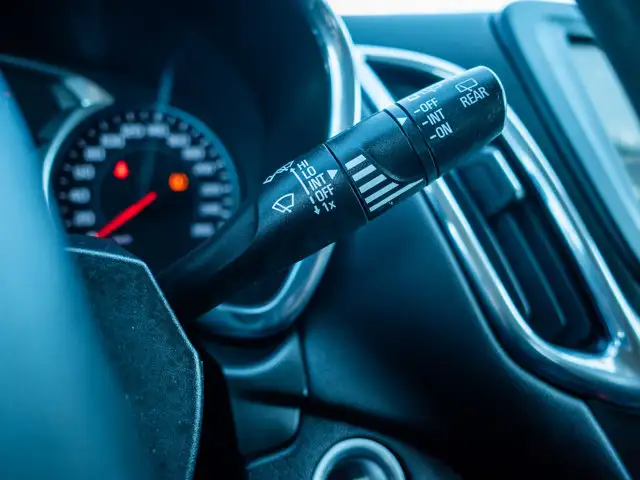 2019 Chevrolet Equinox LT- Apple CarPlay & Android Auto - Photo 24