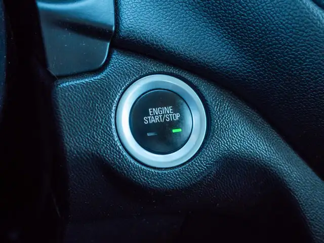 2019 Chevrolet Equinox LT- Apple CarPlay & Android Auto - Photo 26