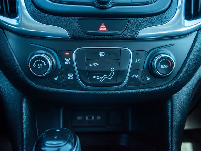 2019 Chevrolet Equinox LT- Apple CarPlay & Android Auto - Photo 41