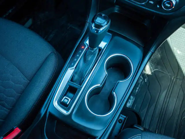 2019 Chevrolet Equinox LT- Apple CarPlay & Android Auto - Photo 42