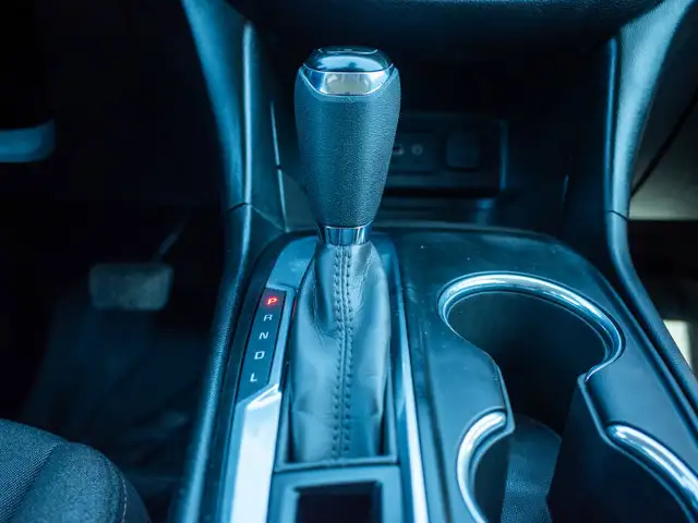 2019 Chevrolet Equinox LT- Apple CarPlay & Android Auto - Photo 45