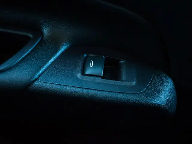 2019 Chevrolet Equinox LT- Apple CarPlay & Android Auto - Photo 53