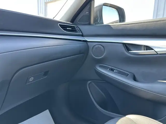 2021 INFINITI QX50 - Photo 22