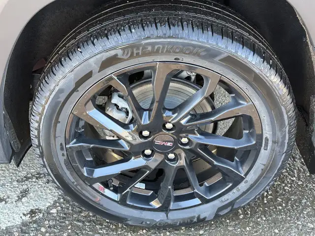 2023 GMC Terrain - Photo 11