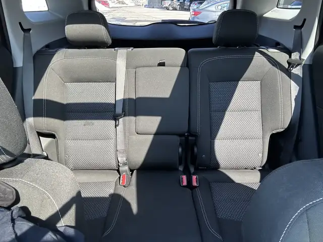 2023 GMC Terrain - Photo 15