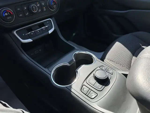 2023 GMC Terrain - Photo 21