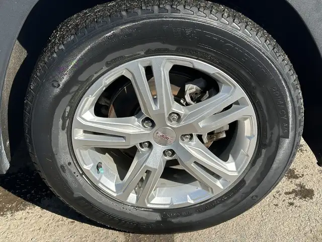 2020 GMC Terrain - Photo 11