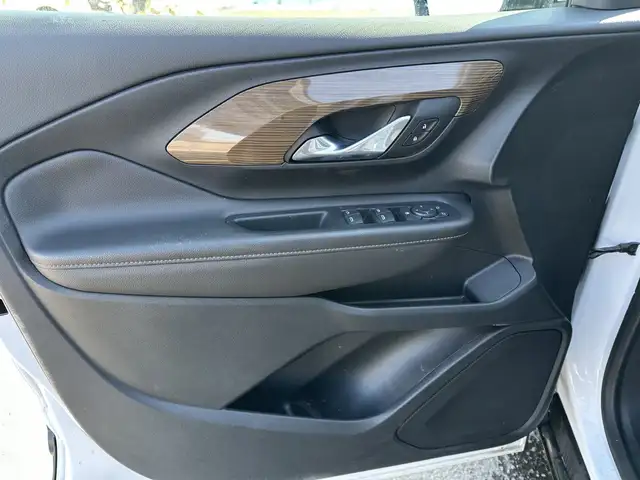 2020 GMC Terrain - Photo 12