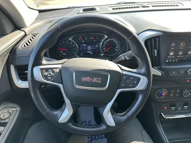 2020 GMC Terrain - Photo 17