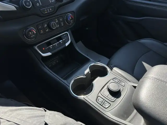 2023 GMC Terrain - Photo 20
