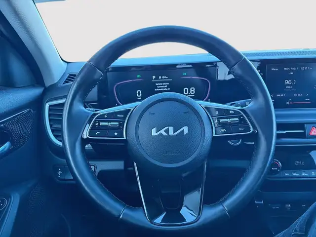 2024 Kia Seltos EX EX | Leather Seats | Sunroof - Photo 17