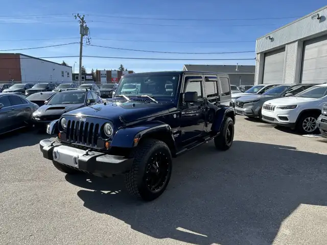 2013 Jeep Wrangler UNLIMITED SAHARA 4X4/NAVIGATION /BACK UP CAME - Photo 3