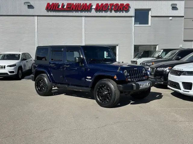 2013 Jeep Wrangler UNLIMITED SAHARA 4X4/NAVIGATION /BACK UP CAME - Photo 5