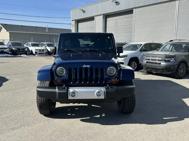 2013 Jeep Wrangler UNLIMITED SAHARA 4X4/NAVIGATION /BACK UP CAME - Photo 11