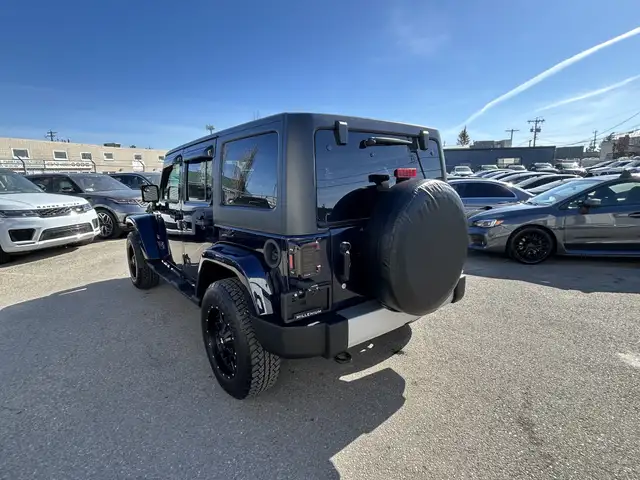 2013 Jeep Wrangler UNLIMITED SAHARA 4X4/NAVIGATION /BACK UP CAME - Photo 18