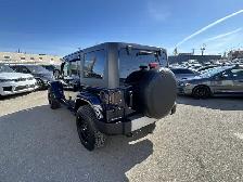 2013 Jeep Wrangler UNLIMITED SAHARA 4X4/NAVIGATION /BACK UP CAME - Photo 18