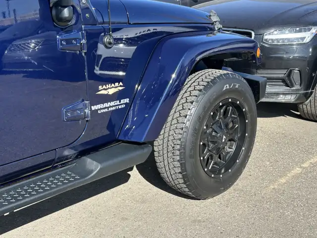 2013 Jeep Wrangler UNLIMITED SAHARA 4X4/NAVIGATION /BACK UP CAME - Photo 24