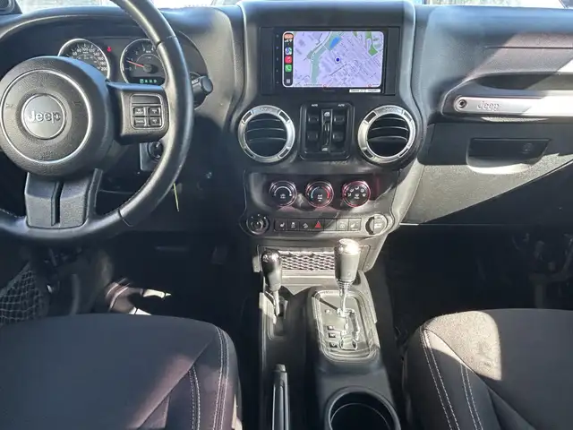 2013 Jeep Wrangler UNLIMITED SAHARA 4X4/NAVIGATION /BACK UP CAME - Photo 30